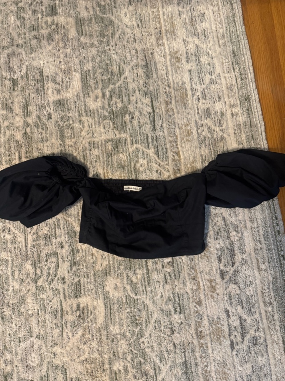 Abercrombie off-Shoulder Puff Sleeve Crop Top - Black - skirt sold separately